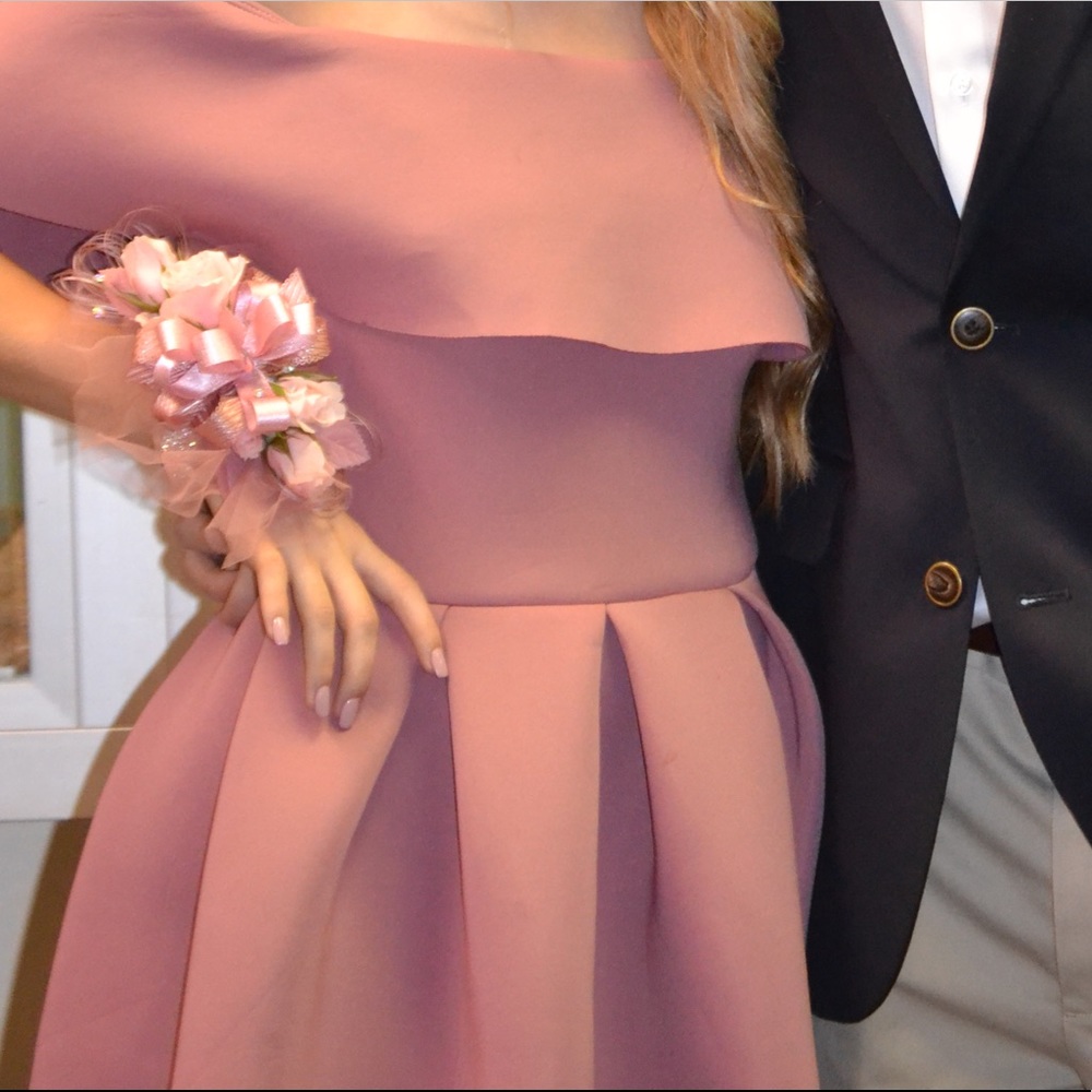 Pink off the shoulder Charlotte Russe dress. (HOLD - Picture 3 of 5